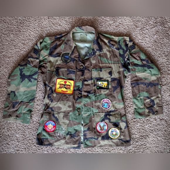 Camo Army Jacket with Boyscouts Of America Merits And Patches - Picture 1 of 16